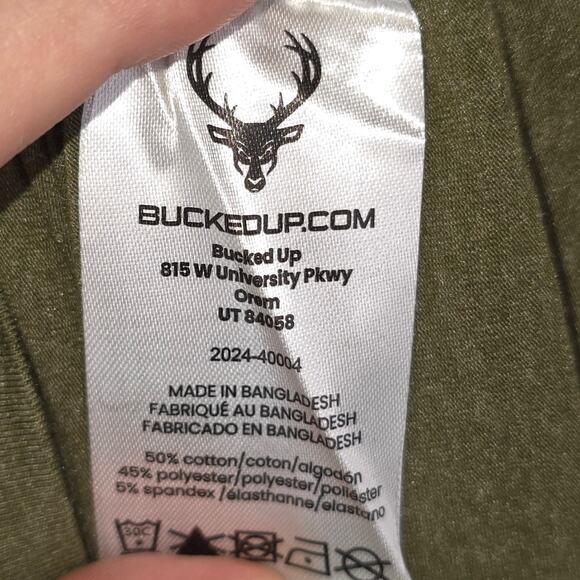 Bucked Up T-Shirt Mens M/L? Military OD Green Deer Logo USA Flag Gymcore Hunting - Picture 7 of 7
